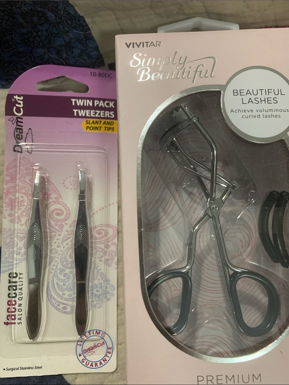 Vivitar Simply Beautiful Silver Eyelash Curler with Black Tweezers Twin Pack
